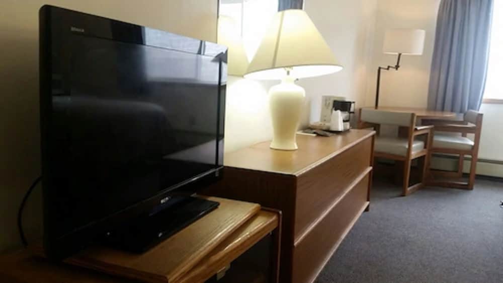 Marina Motel - photo 27