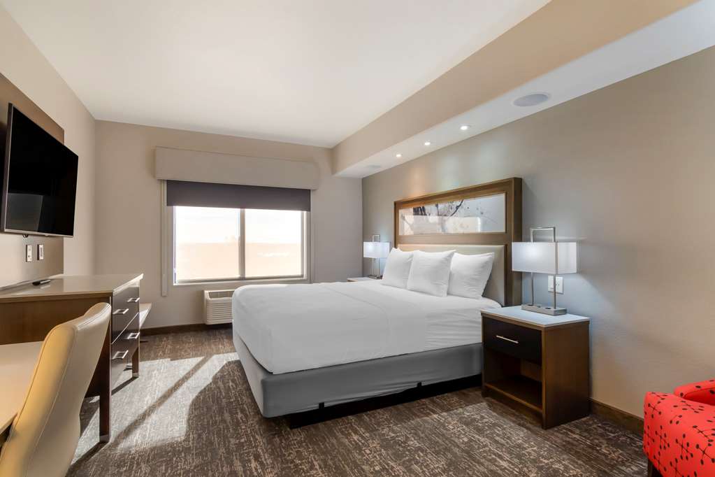 Best Western Premier Liberty Inn Suites - photo 26