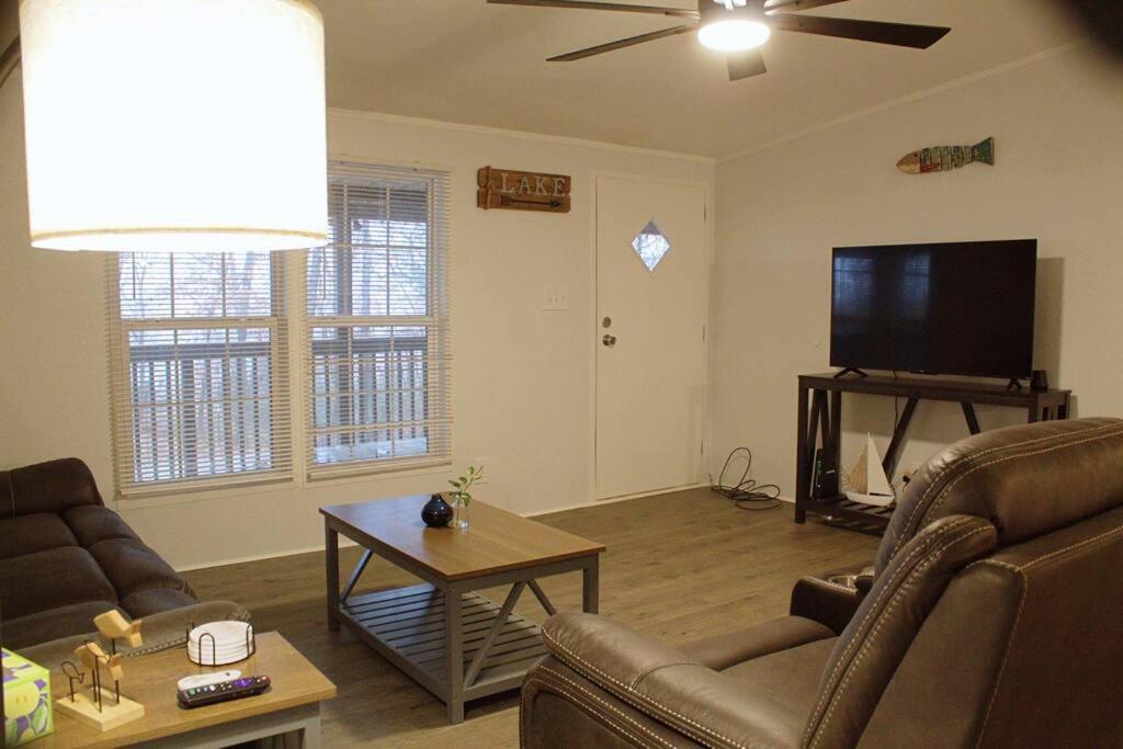 Lakeside Retreat - last minute hotel in Quitman