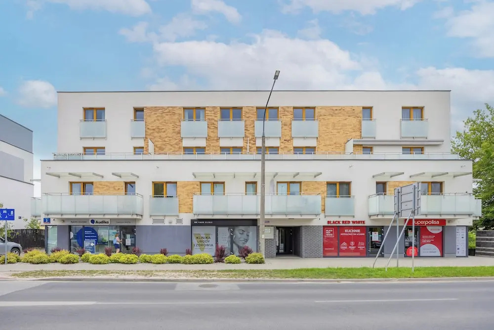Modern Apartments with AC and Parking in Konstancin Jeziorna by Noclegi Renters — 4-Star Luxury Hotel in Konstancin-Jeziorna, Poland