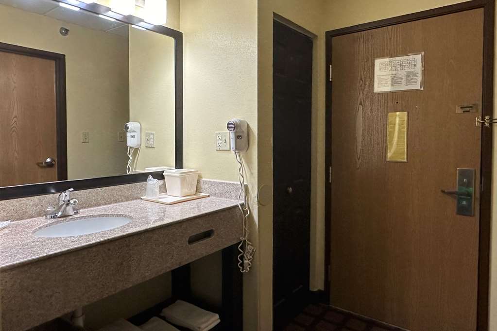Quality Inn Perryville I 55 - photo 15