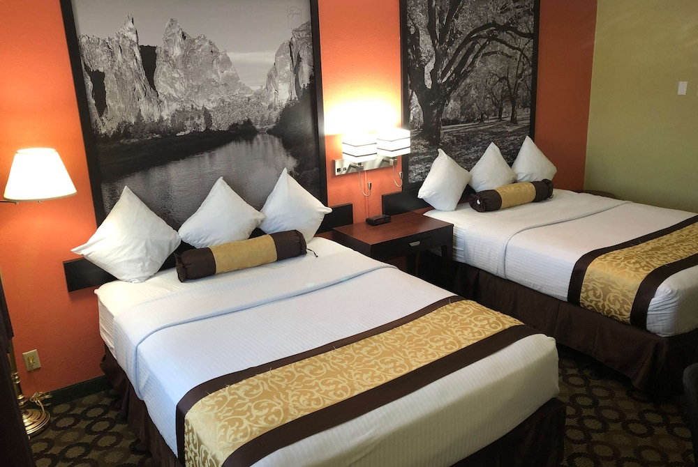 Super 8 by Wyndham Ontario - photo 6