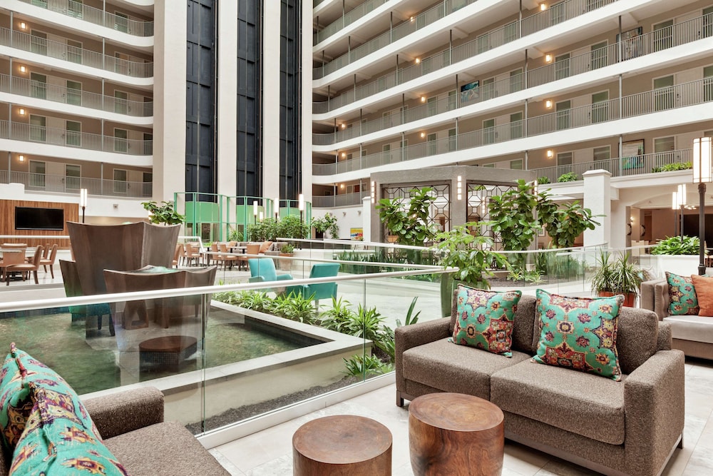 Embassy Suites by Hilton Santa Ana Orange County Airport - photo 4