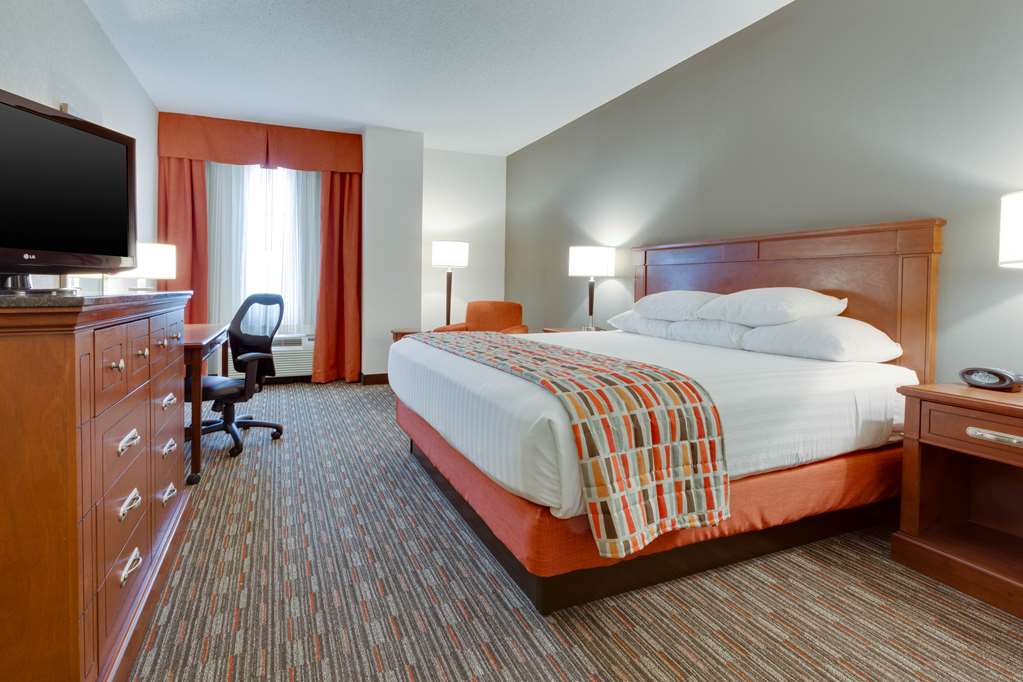Drury Inn & Suites St. Louis O'Fallon IL - photo 13