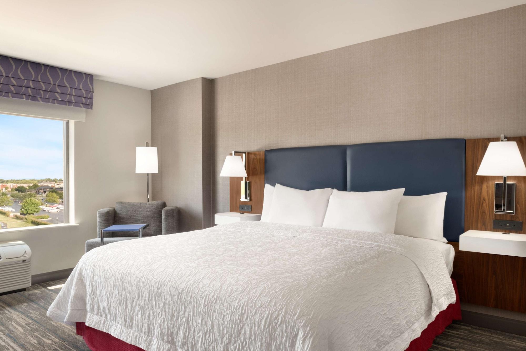 Hampton Inn & Suites Norman Conference Center Area - photo 12
