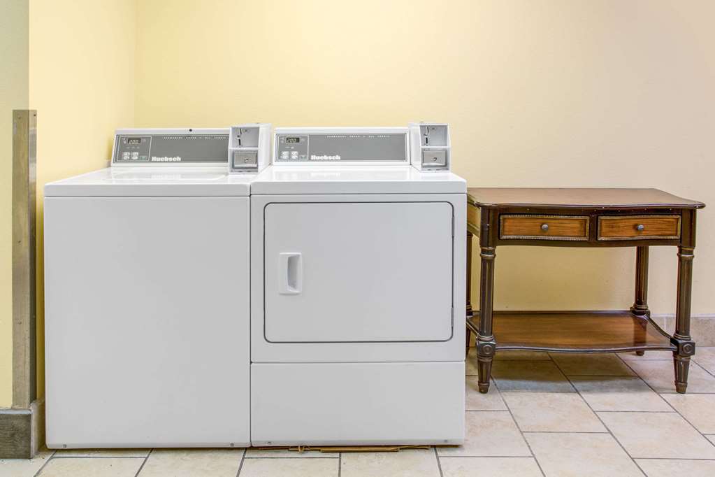 Days Inn by Wyndham North Platte - photo 14