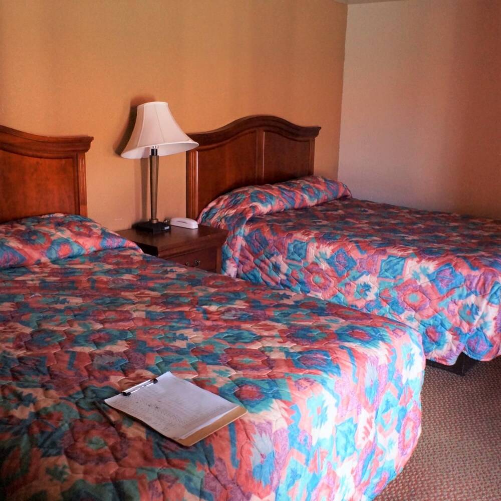 White Mountain Motel - photo 22