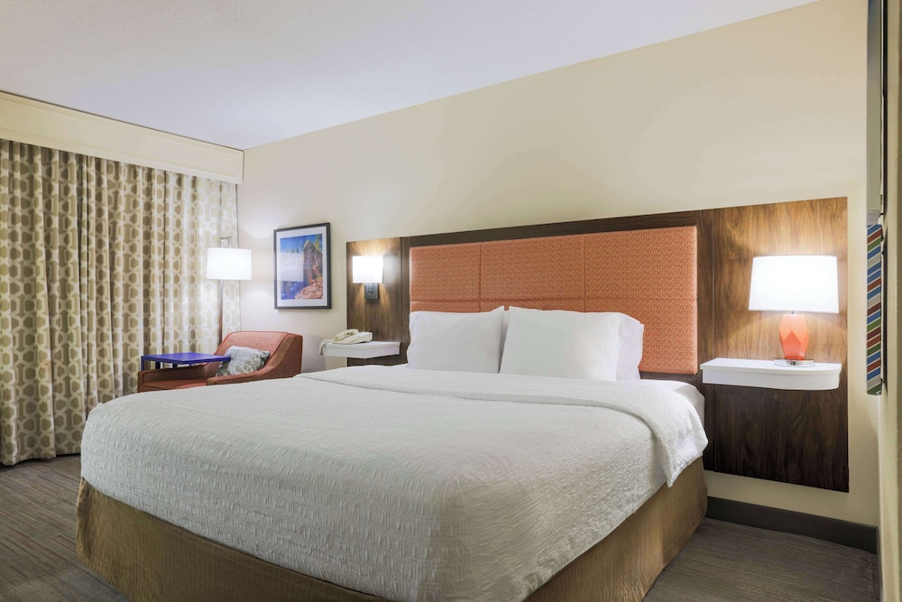 Hampton Inn Raleigh Garner - photo 11