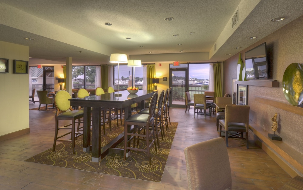 Hampton Inn Georgetown Marina - photo 30