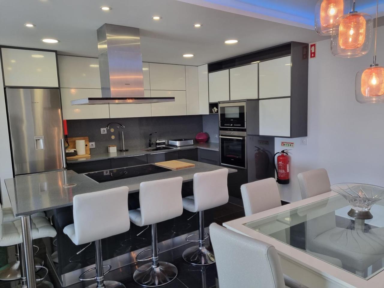My 2and house — 4-Star Luxury Hotel in Peniche, Portugal
