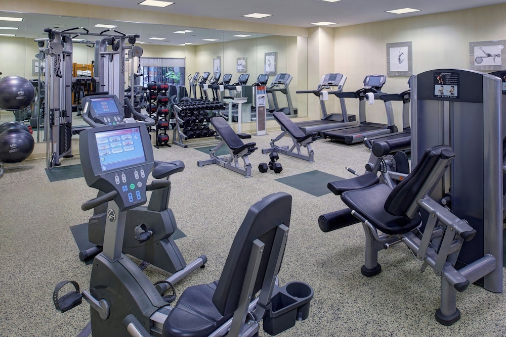 Marriott East Lansing at University Place - photo 26