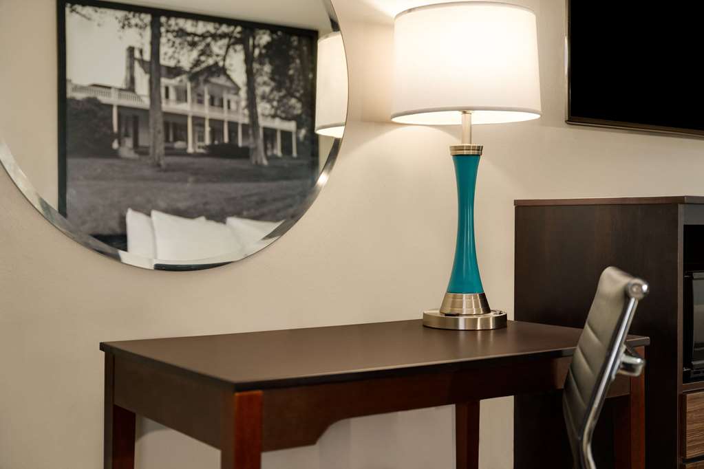 Super 8 by Wyndham Ocean Springs Biloxi - photo 9