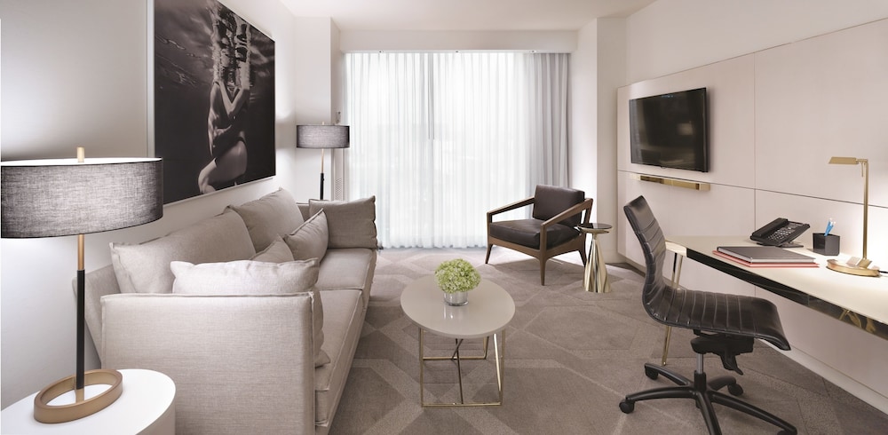 Mandalay Bay Resort And Casino - photo 5