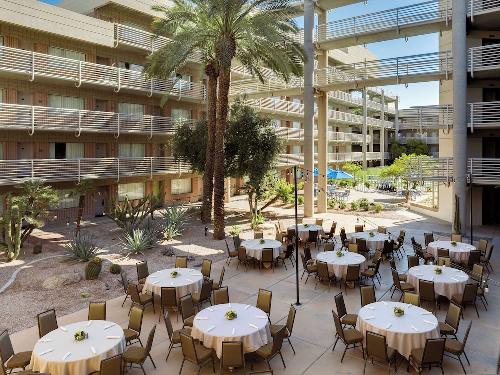 DoubleTree Suites by Hilton Phoenix - photo 66
