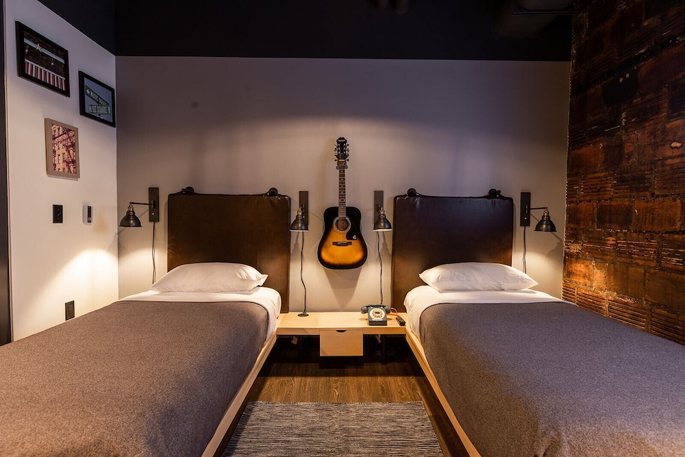 Moxy Nashville Downtown - photo 7