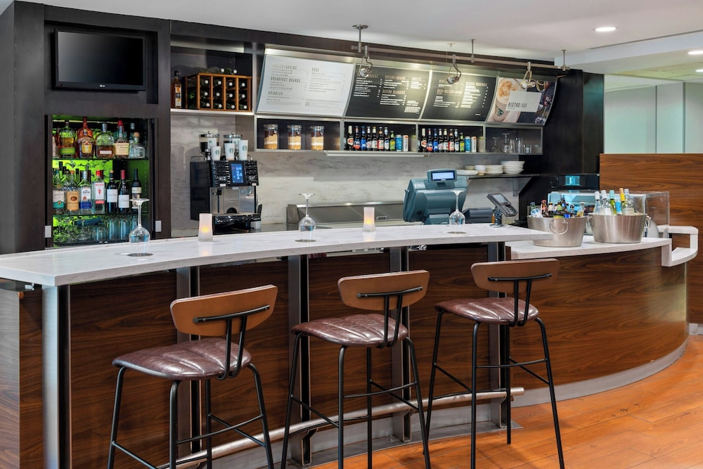Courtyard By Marriott Danbury - photo 34