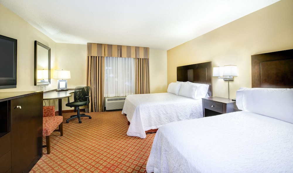 Hampton Inn Suites Scottsboro - photo 7