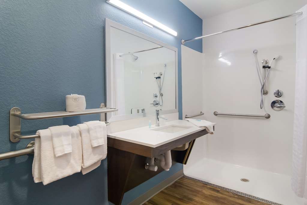 WoodSpring Suites Jacksonville South - photo 12
