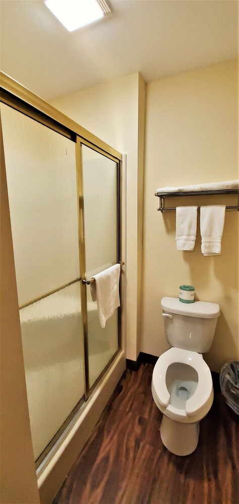 Travel Inn & Suites Sikeston Miner - photo 34