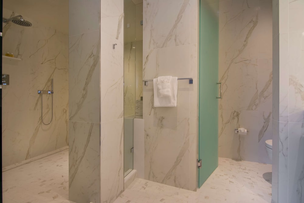 The Benson Portland Curio Collection by Hilton - photo 56