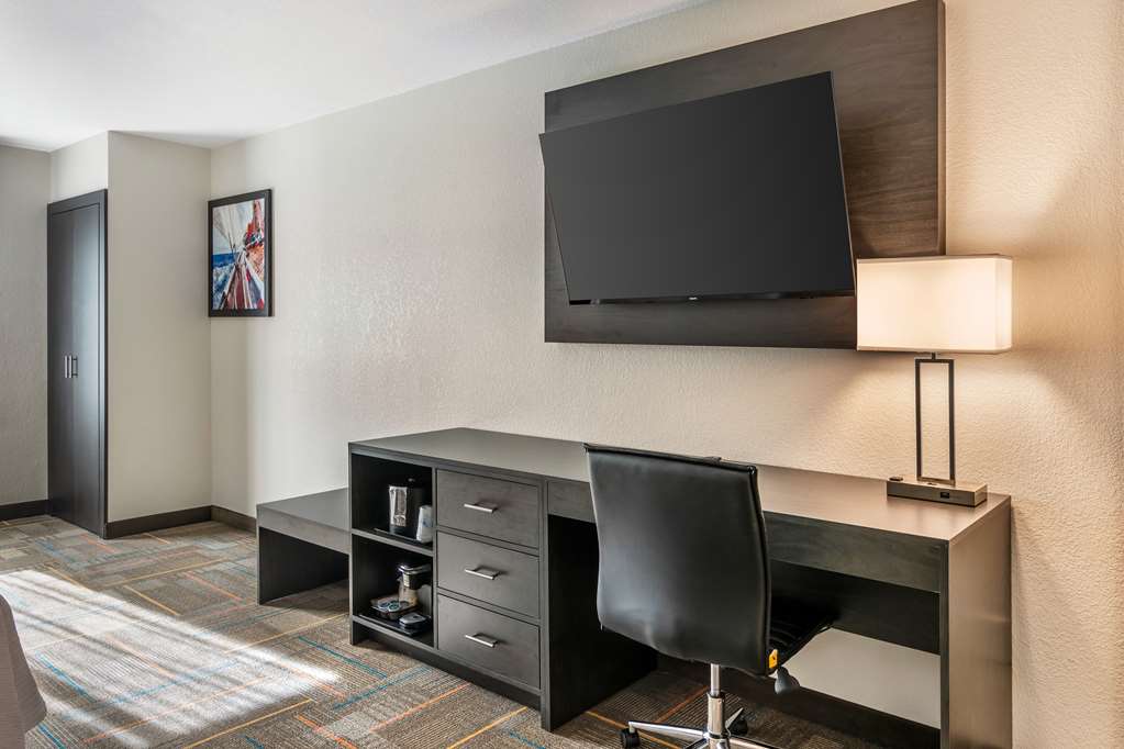 Best Western Plus Bluffton Hilton Head Hotel - photo 12