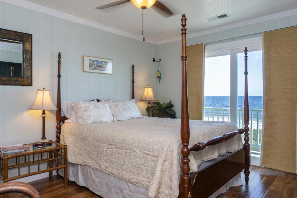 Breezy Oaks by Oak Island Accommodations - photo 2