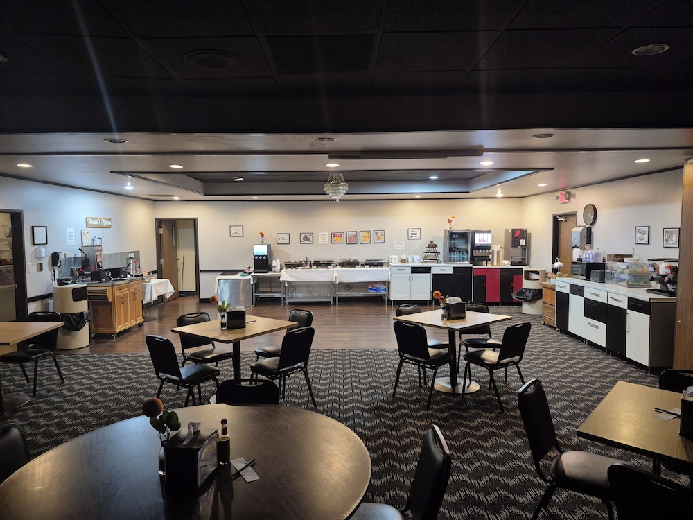 Abilene Whitten Inn - photo 18