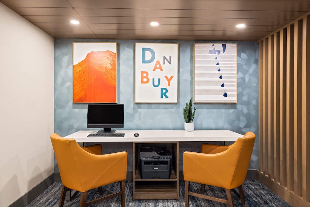 Holiday Inn Express Hotel & Suites Danbury I 84 by IHG - photo 55