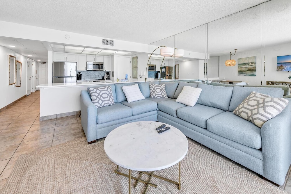 Edgewater Tower 2 805 - photo 41
