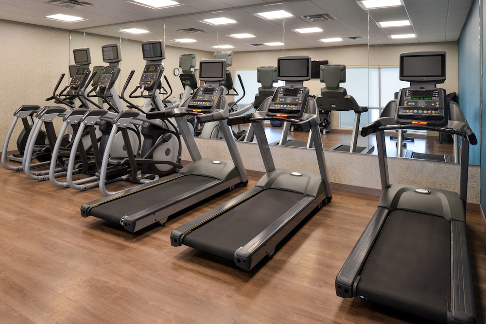 Holiday Inn Express & Suites Ottumwa by IHG - photo 35