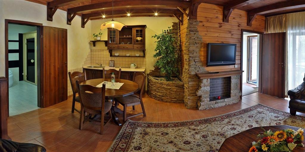 Hotel 4×4 — Rivne — photo 4
