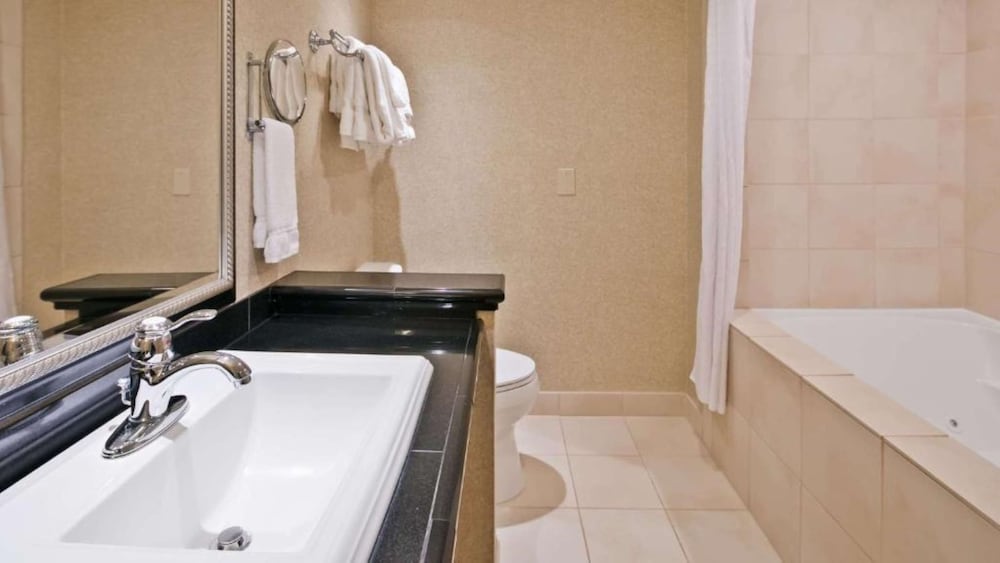 Best Western Plus Puyallup Hotel - photo 18