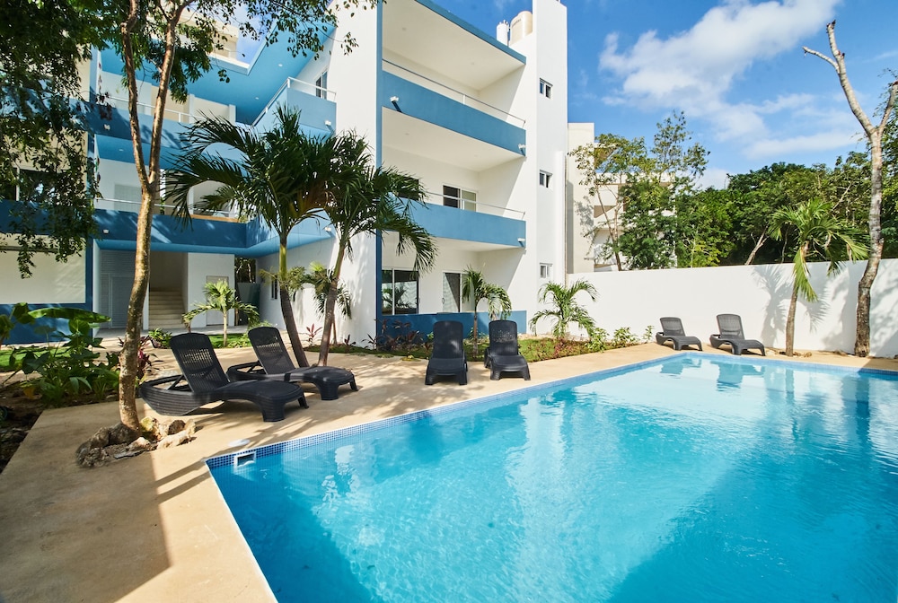 Xcambos - carbon neutral hotel in Tulum
