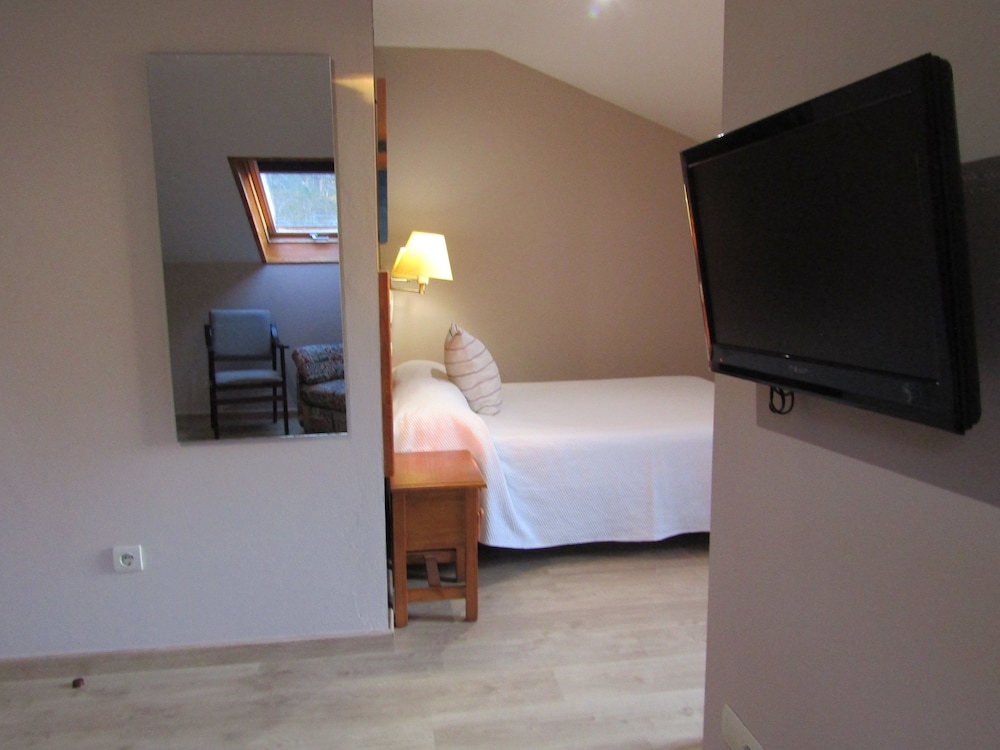Hotel Playa de Lago — Mugia — photo 2