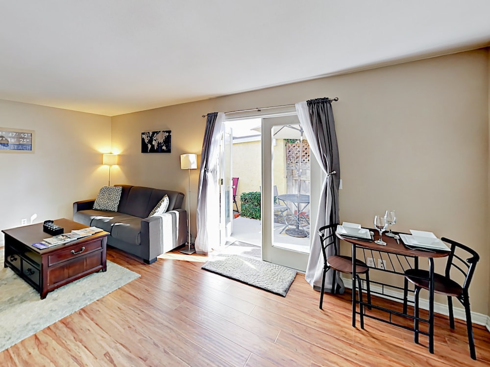 Pacific Beach Cottage — 4-Star Luxury Hotel in San Diego, United States