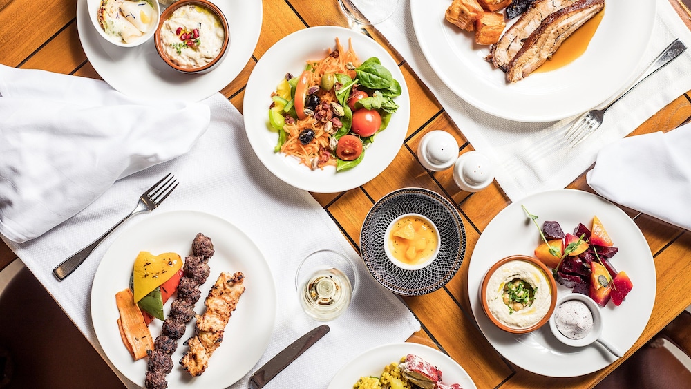 מזון ומשקאות