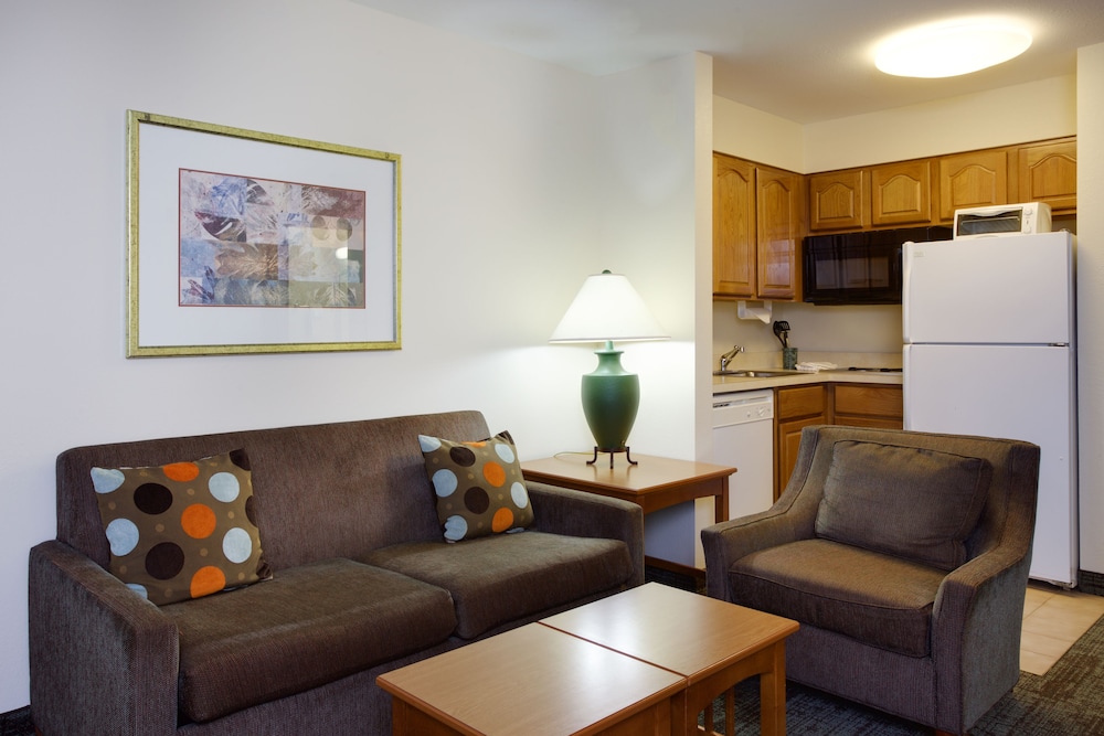 Staybridge Suites Corning by IHG - photo 7