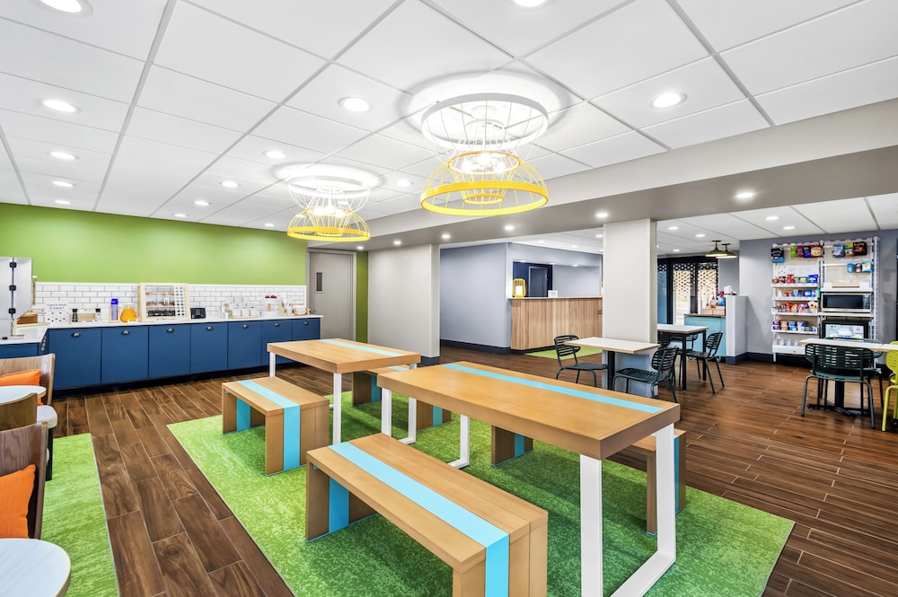 Spark by Hilton Alpharetta Roswell - photo 21