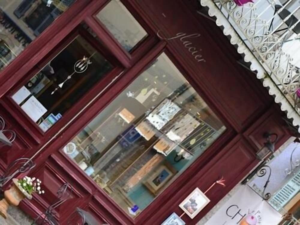 Le Petit Chou — hotel in Entraygues-Sur-Truyere