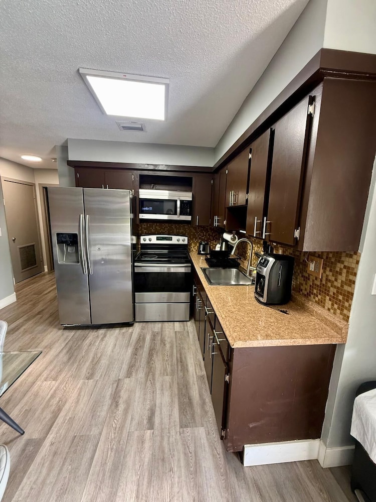 Sheridan Suites Apartments Hotel - photo 44