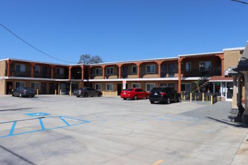 El Dorado Motel - photo 37