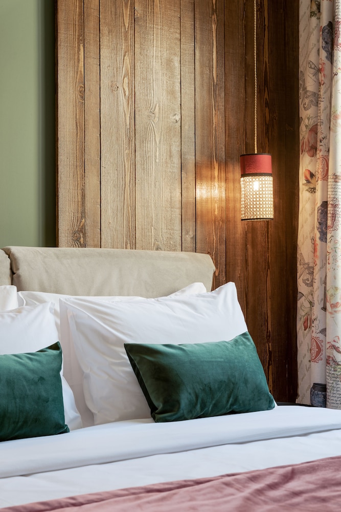 Paeonia in Arachova, Greece