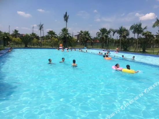 Liyuan Hainanese Hotel in Leshan, People's Republic of China