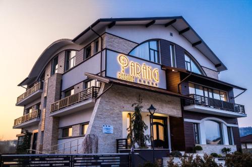 Pensiunea Parâng — 5-Star Luxury Hotel in Targu Jiu, Romania