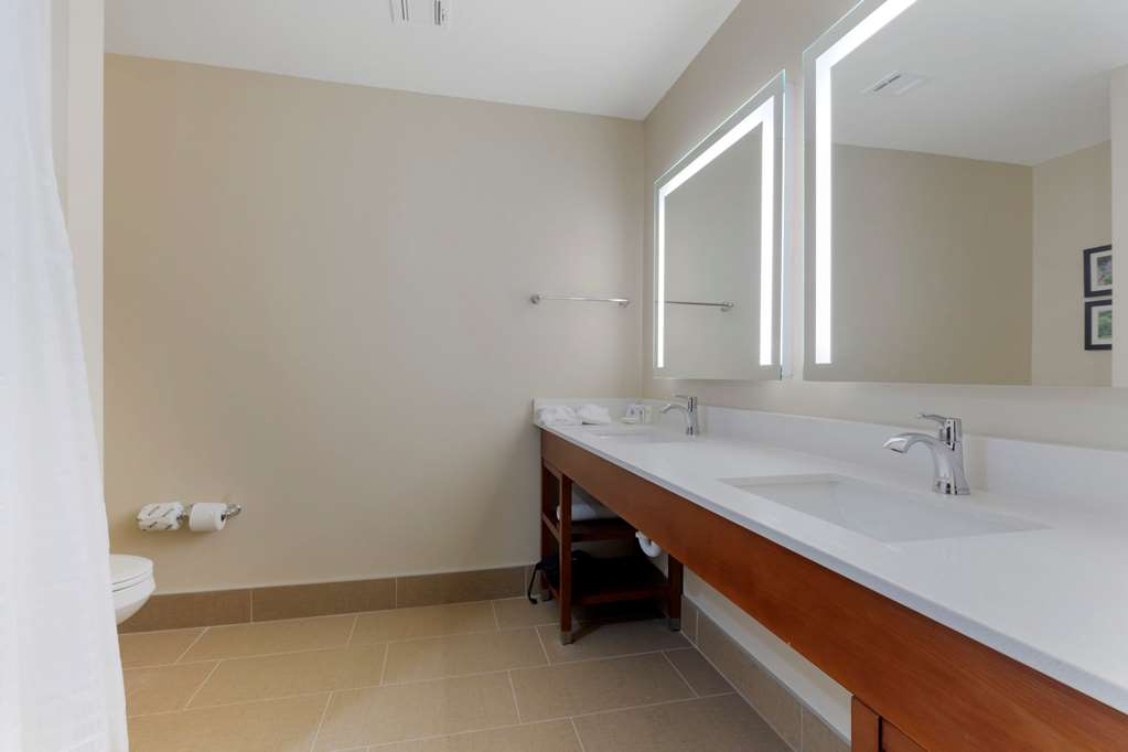 Comfort Suites West Monroe near Ike Hamilton Expo Center - photo 20