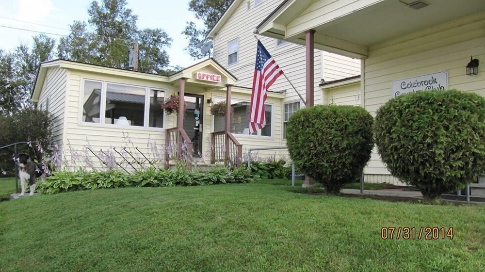 Colebrook C.C. & Motel - photo 31