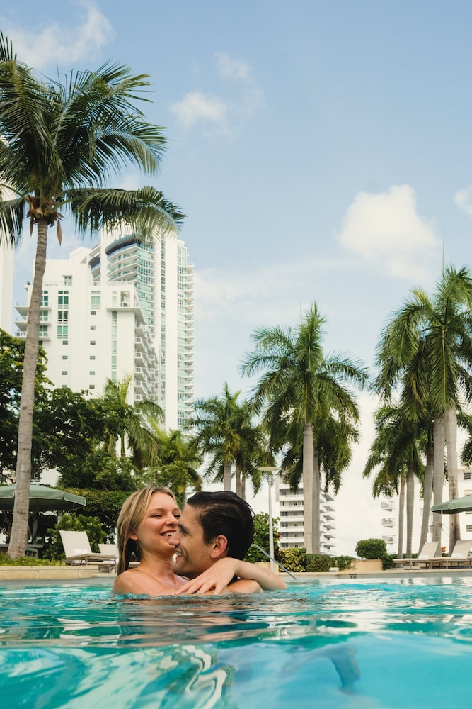 Four Seasons Hotel Miami - photo 45
