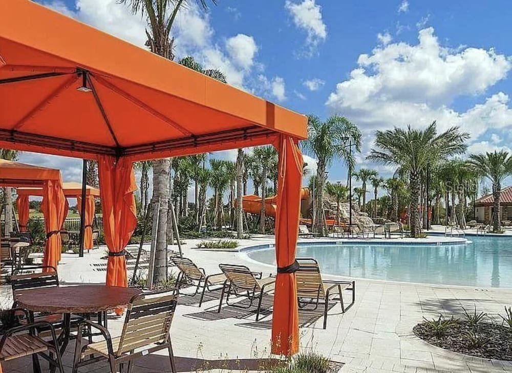 Solterra Resort Spacious House With Game Room Private Pool and Movie Room - photo 25