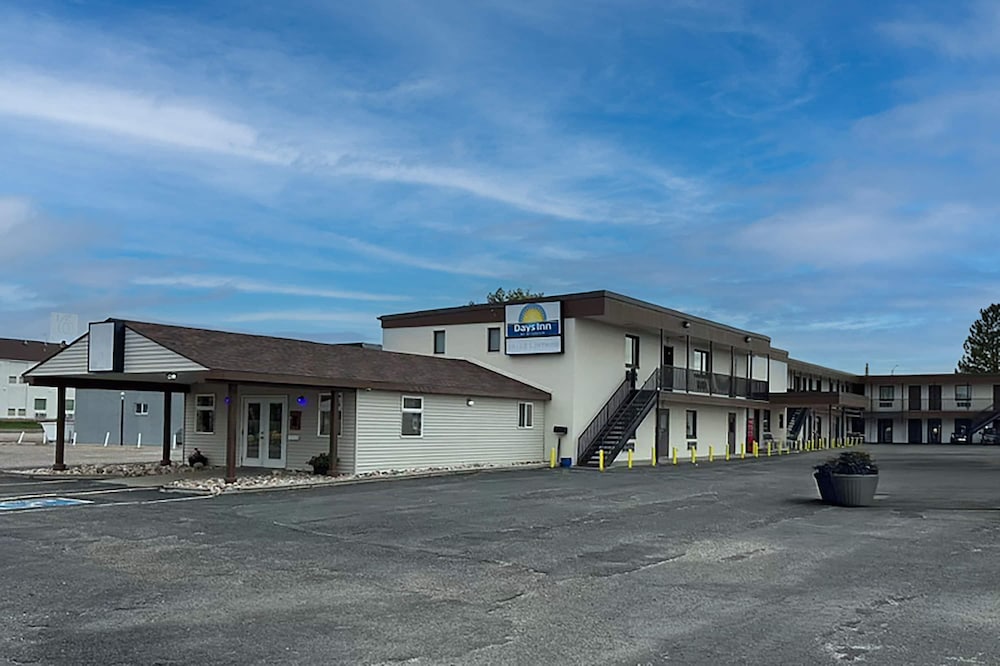 Days Inn By Wyndham Wheatland - photo 16