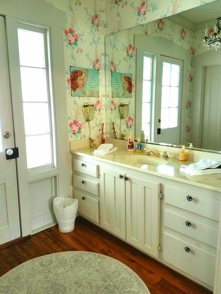 The Carriage House B&B - photo 43